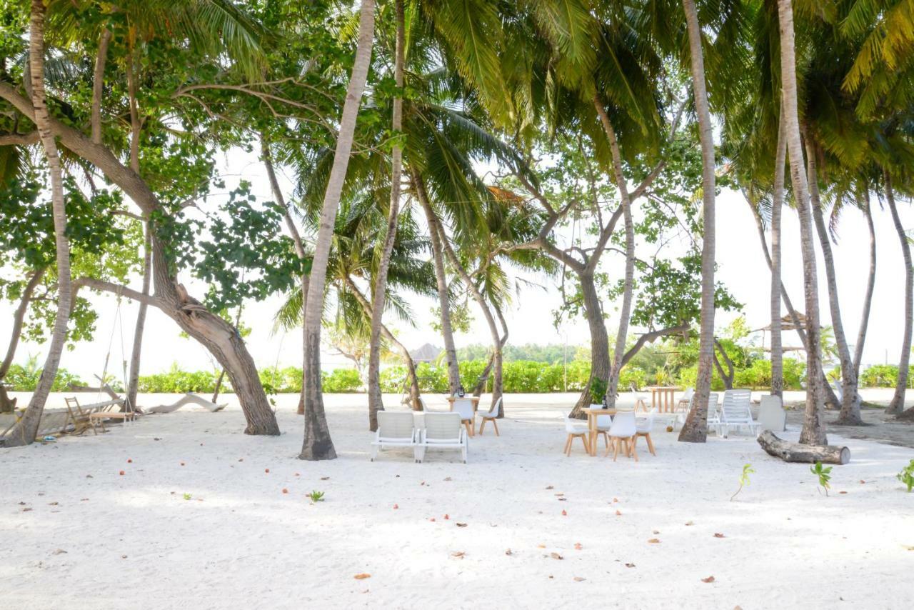 Portia & Dhiffushi